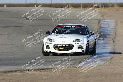 media/Nov-16-2024-CalClub SCCA (Sat) [[641f3b2761]]/Group 4/Race (Outside Grapevine)/